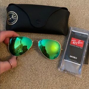 Women’s rayban sunglasses